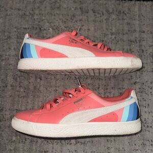 Pink Dolphin Puma Clyde